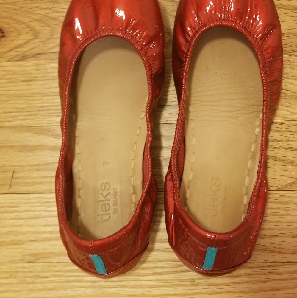 Red Diamond Tieks